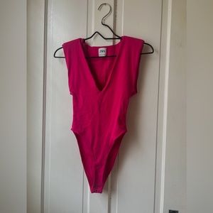LIGHTLY Worn Zara shoulder padded deep v cut body suit.